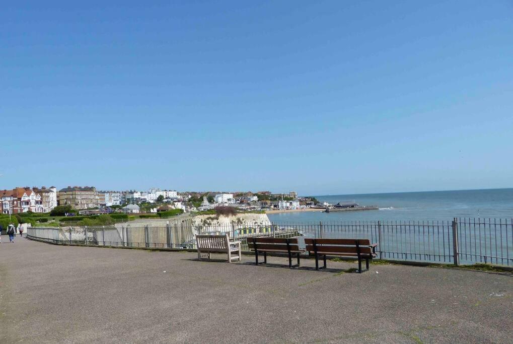 Amazing Sea Views And Much More…. Broadstairs Exterior foto